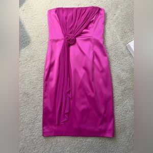 Strapless pink 🩷 dress, size 6, brand new (perfect Barbie costume)